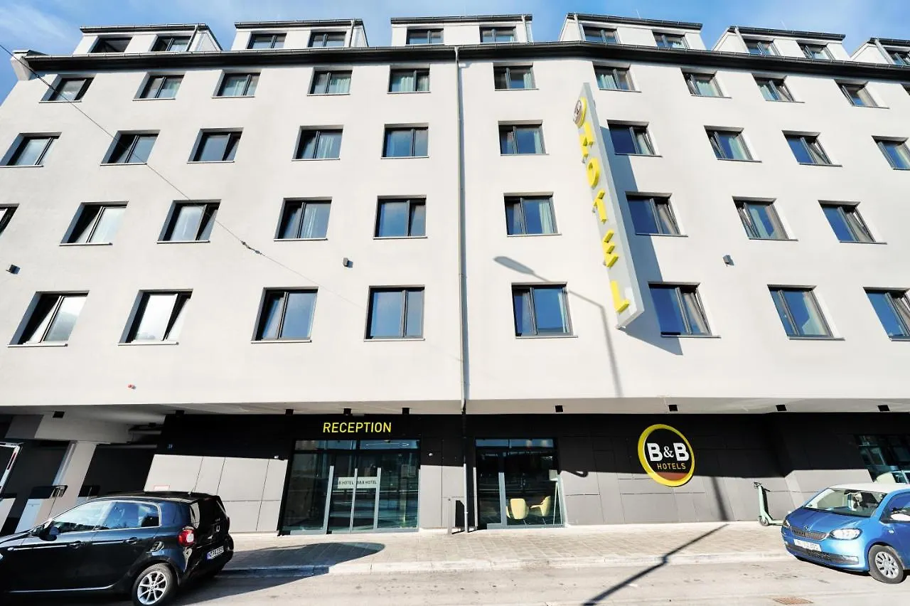 B&B Hotel Nuernberg-Plaerrer 3*, Neurenberg
