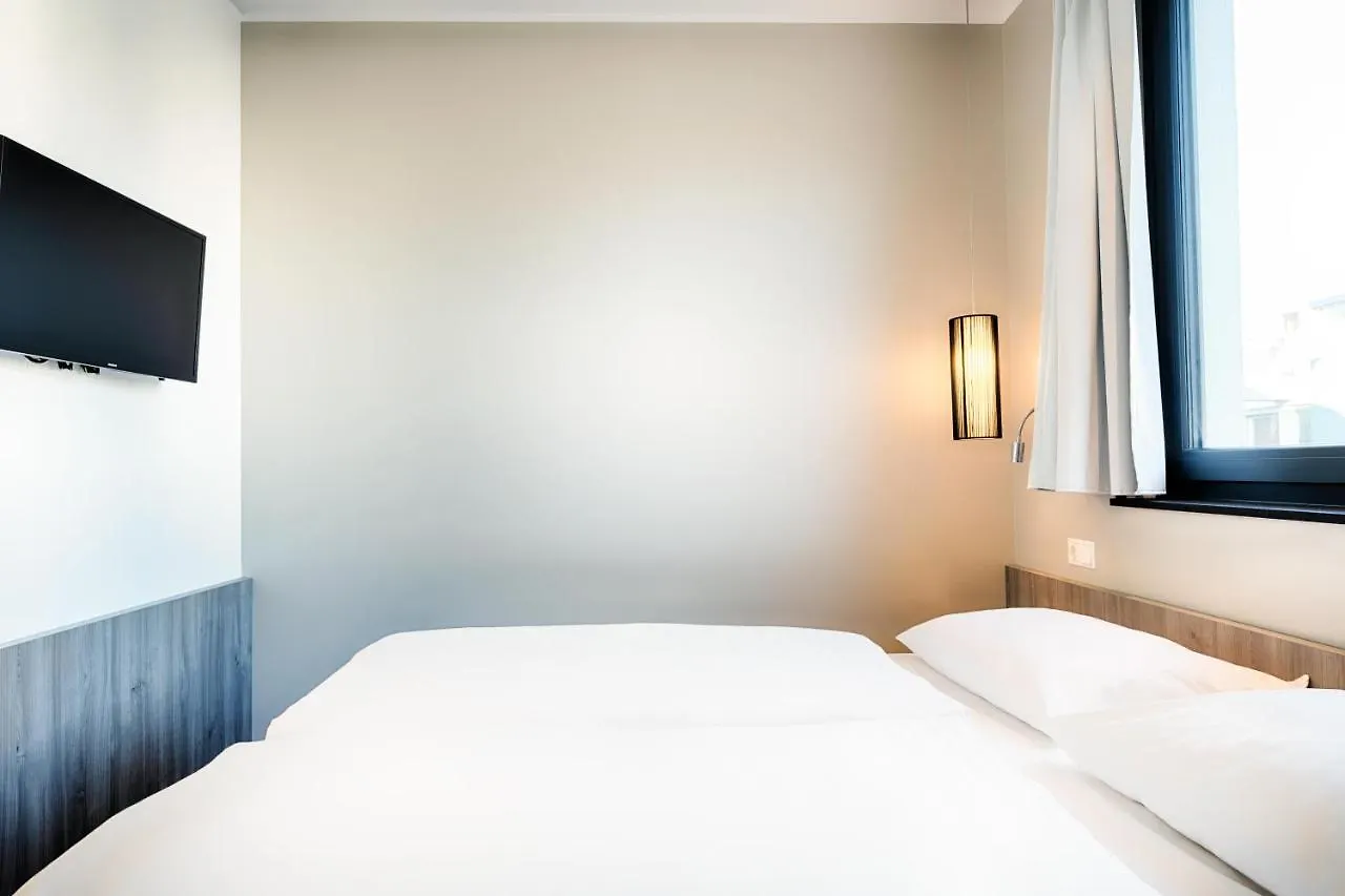 B&B Hotel Nuernberg-Plaerrer